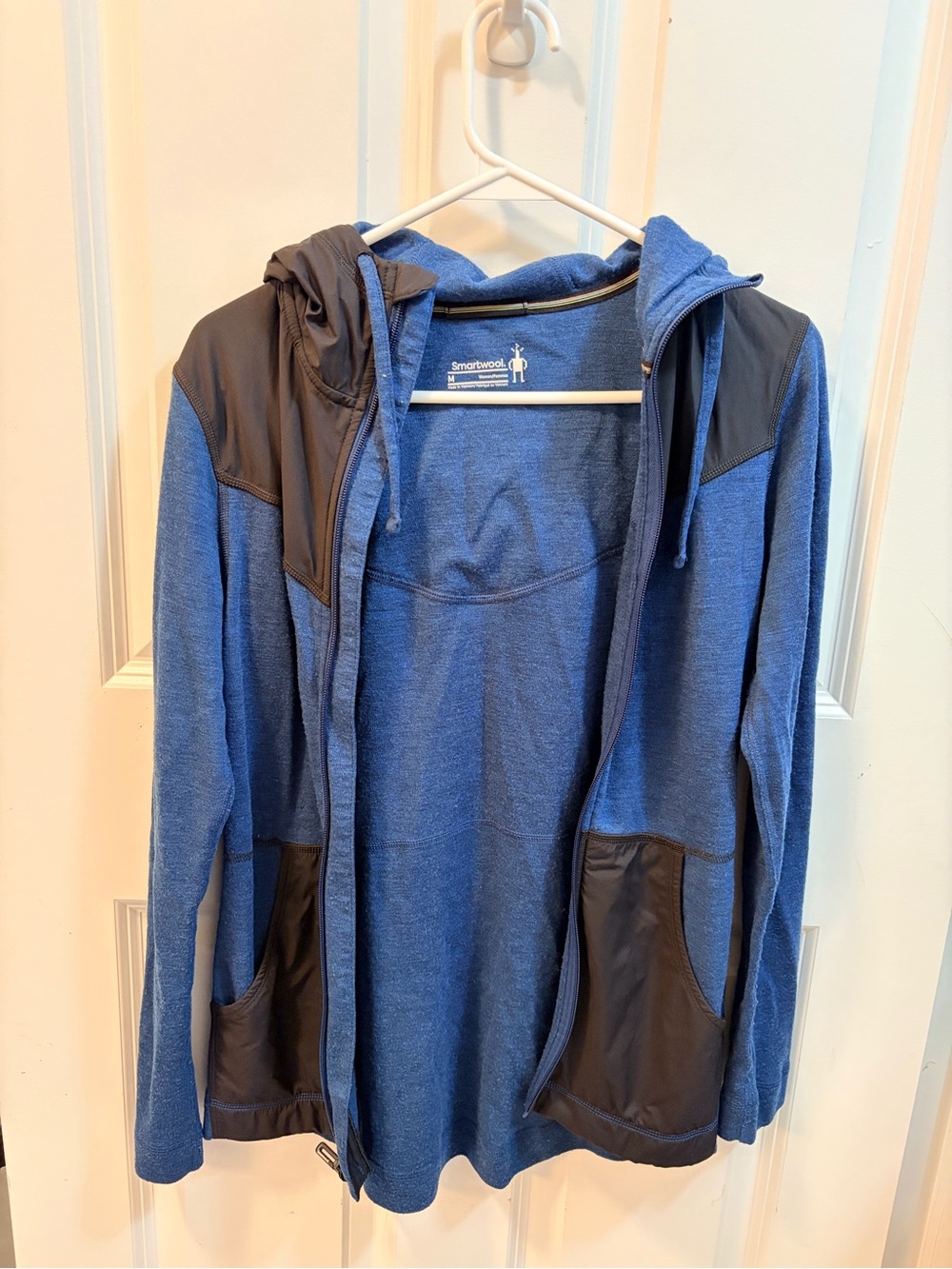 Smartwool Women’s Blue and Black Hooded Full-Zip Jacket